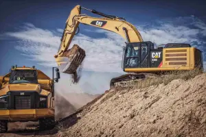 Caterpillar Unveils First Hybrid Excavator | Foley, Inc.